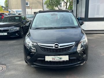 Opel Zafira Tourer - 2