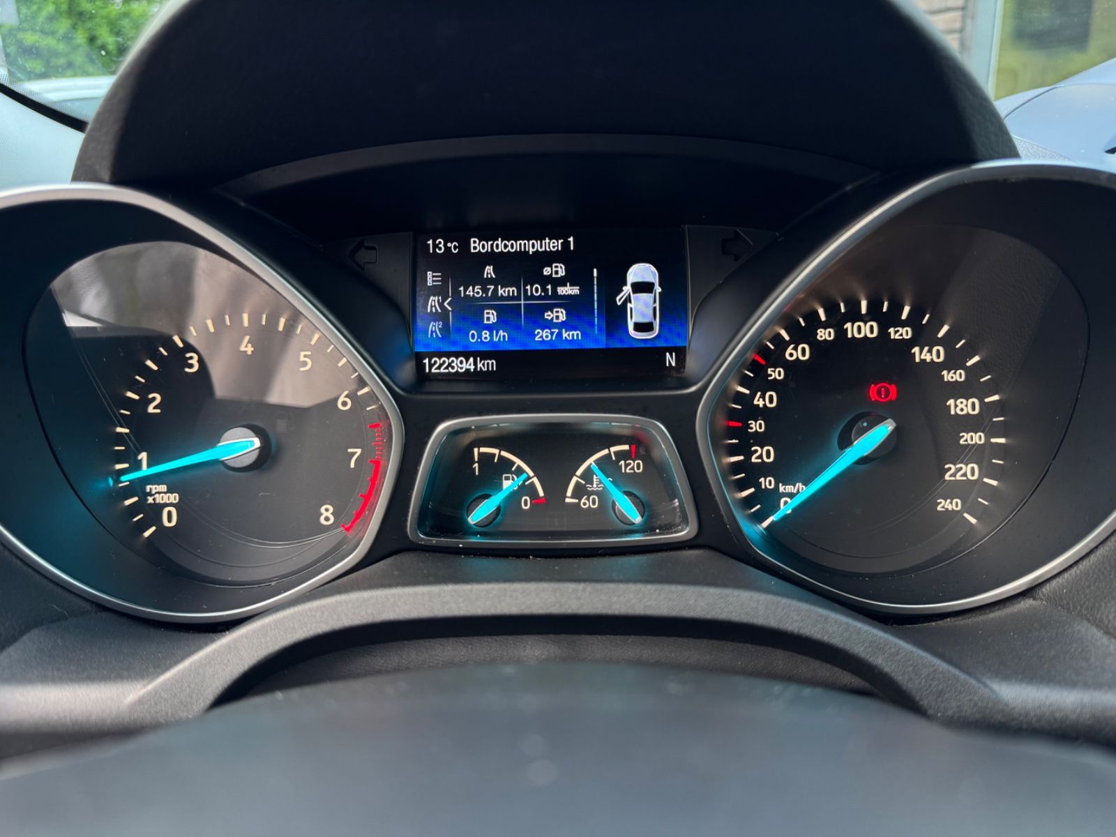 Fahrzeugabbildung Ford Kuga Titanium*LED*8Fach Alu*Kamera*Teilleder