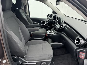 Mercedes V 250 - 10