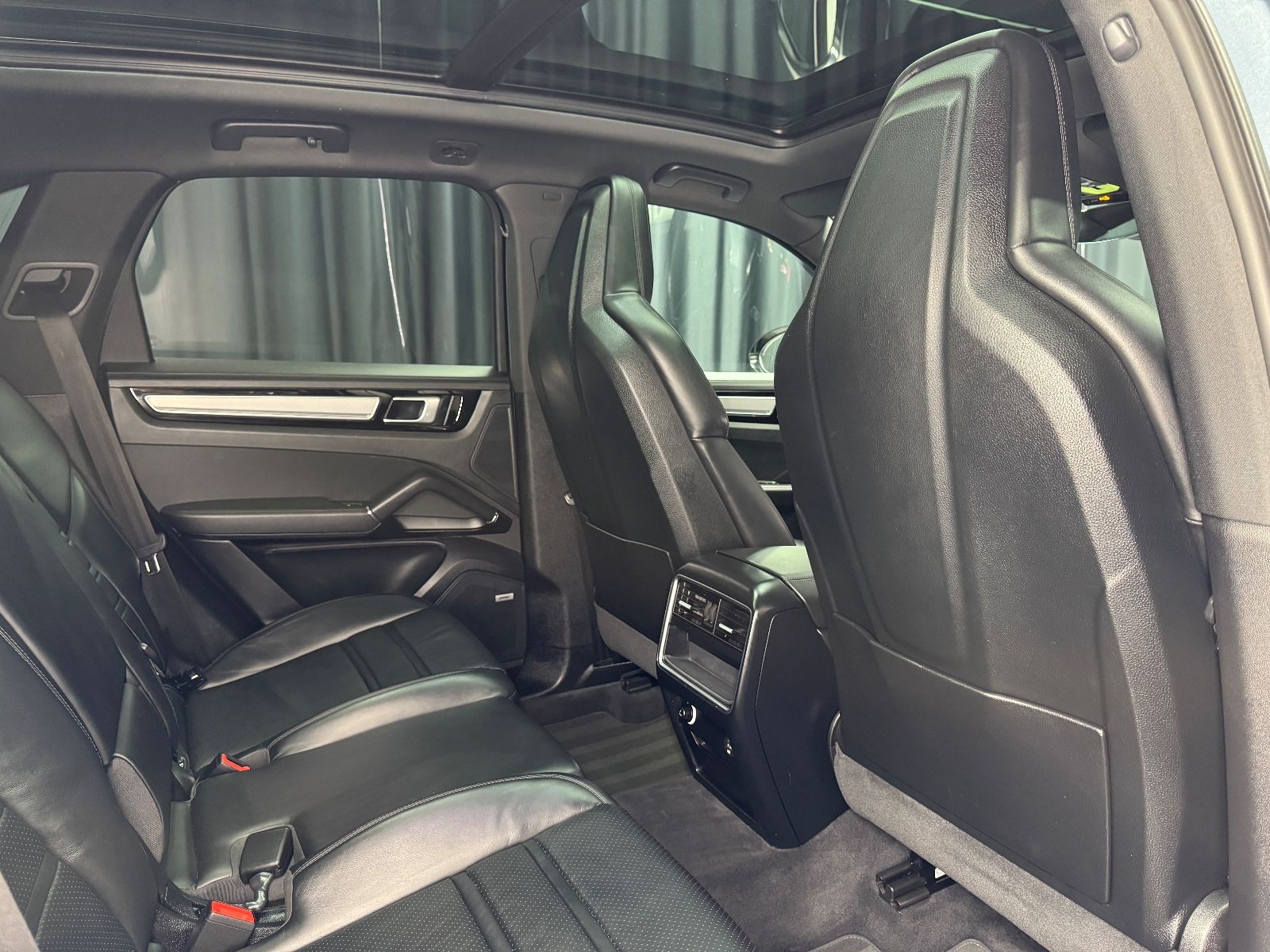 Fahrzeugabbildung Porsche Cayenne S|FACELIFT|PANO|18-WEGE|BOSE|MATRIX|