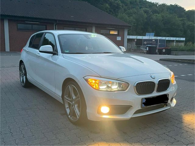 BMW BMW 118i F20; 4 Zylinder; 19" Felgen; Top ...