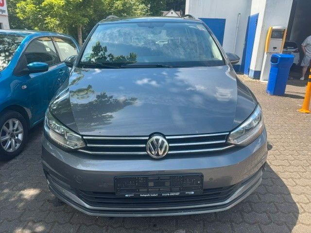 Fahrzeugabbildung Volkswagen Touran Comfortline BMT LED 7 Sitze NAVI