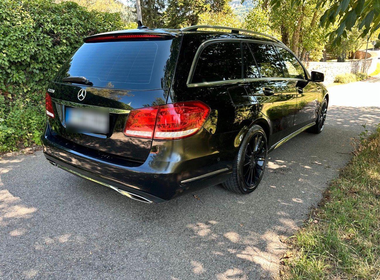 Mercedes-Benz E220 2013 — photo 5