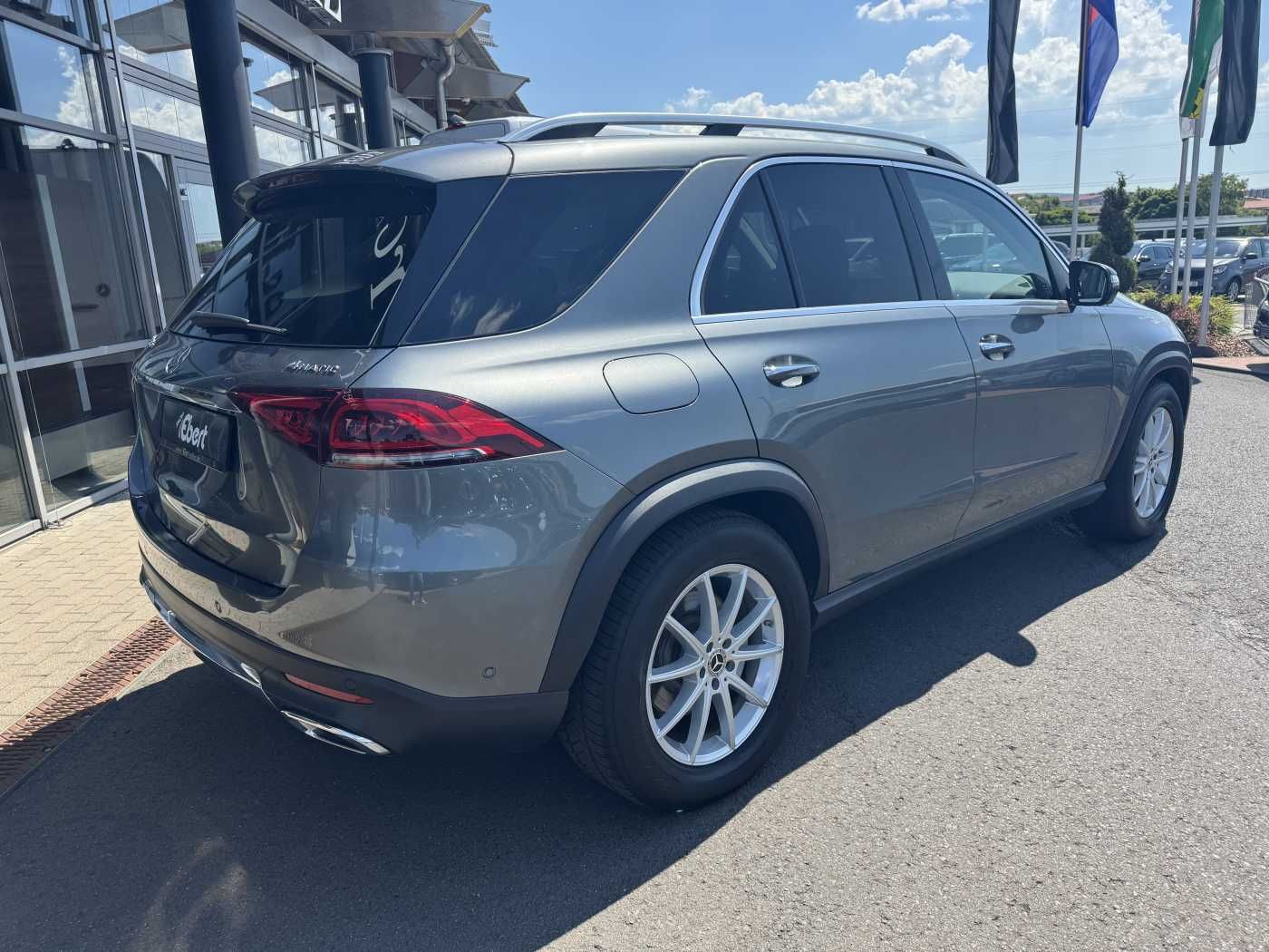 Fahrzeugabbildung Mercedes-Benz GLE 350de 4M AMG+AHK+DistrPlus+HUD+360