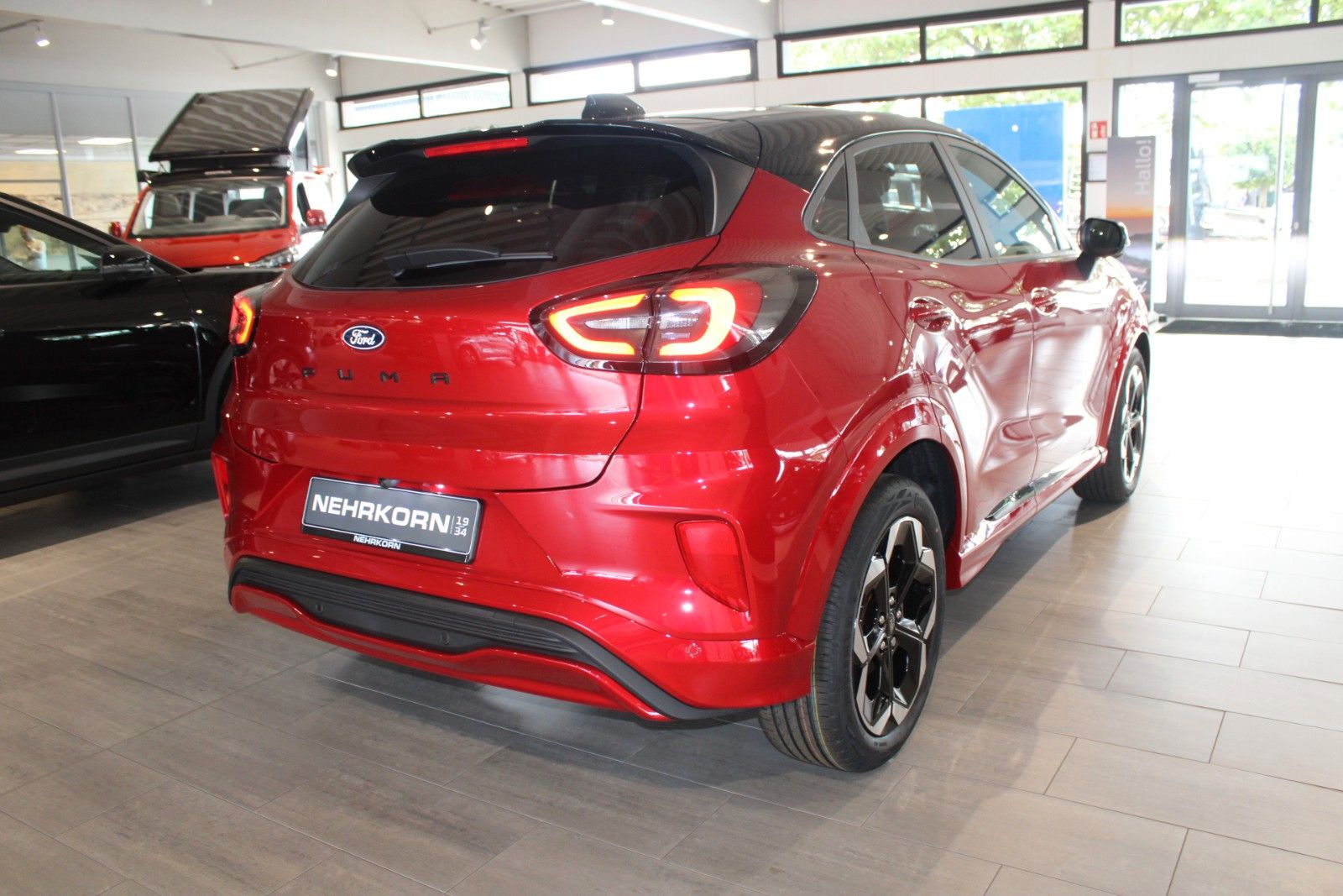 Fahrzeugabbildung Ford Puma 1,0 EcoBoost Hybrid ST-Line X Automatik LED