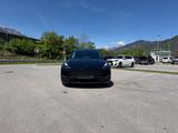 Tesla Model Y Performance Dual Motor AWD Performance - Tesla Model Y: Limousine