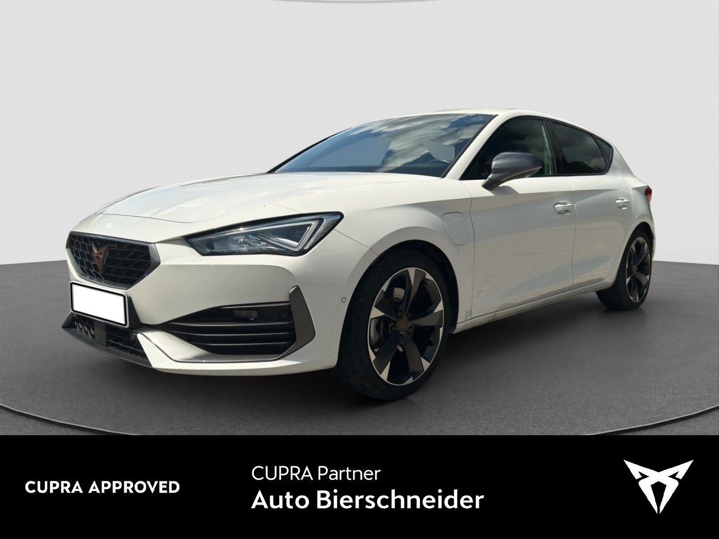Cupra Leon 1.4 TSI DSG e-Hybrid NAVI REAR VIEW SHZ