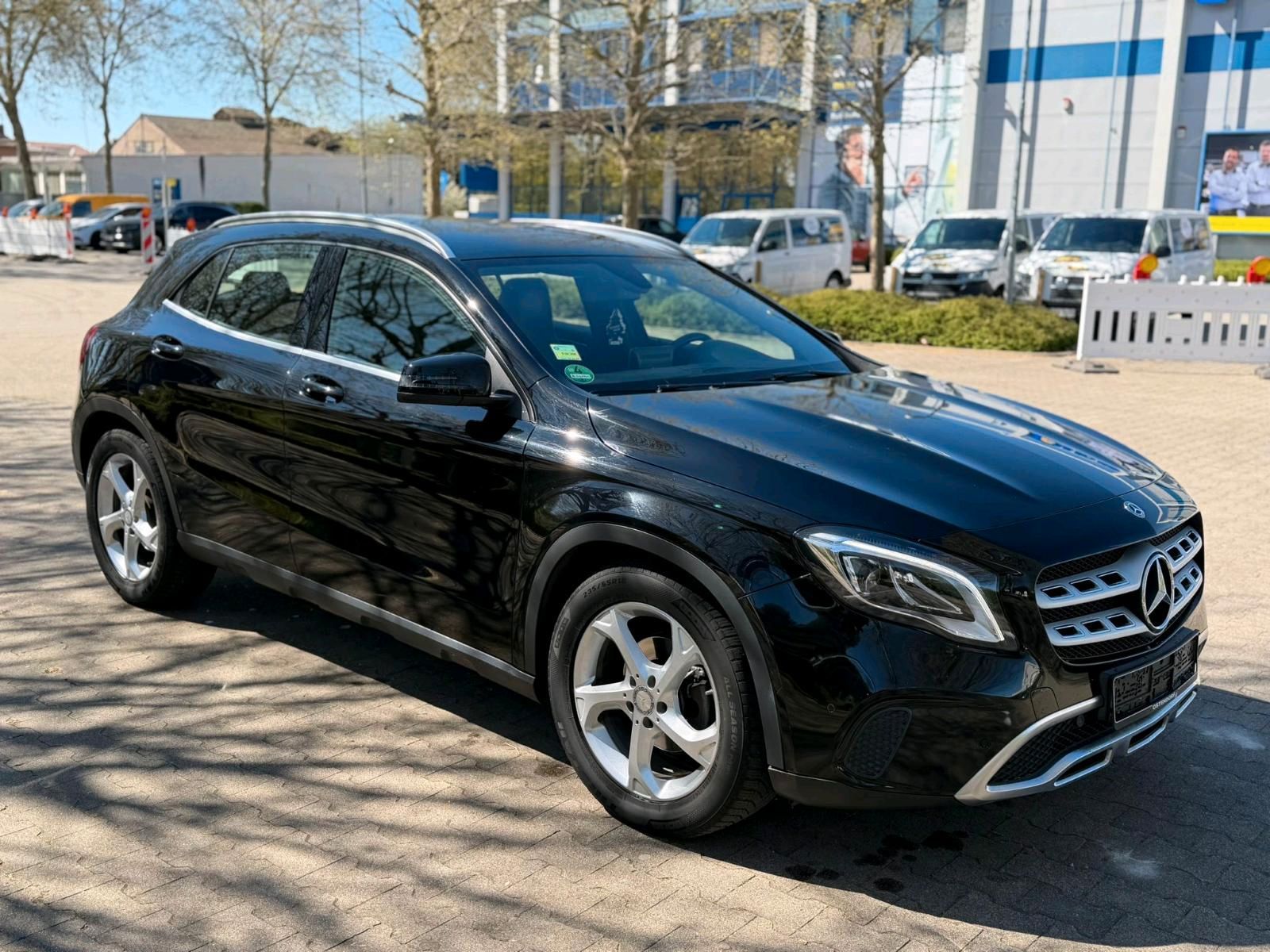 MERCEDES-BENZ Mercedes GLA180