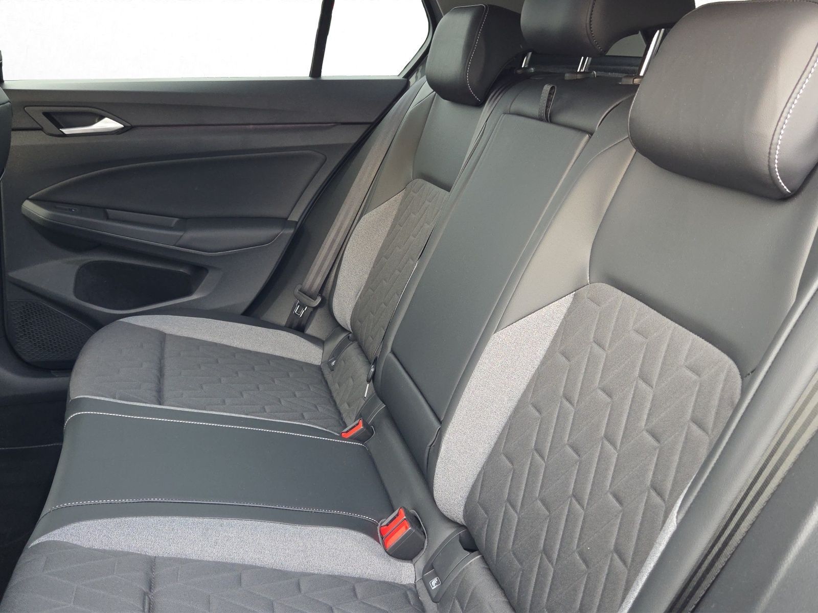 Volkswagen Golf - Bild 20