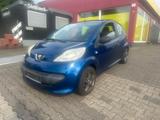 Peugeot 107 Petit Filou - Peugeot 107 Gebrauchtwagen in Oberhausen