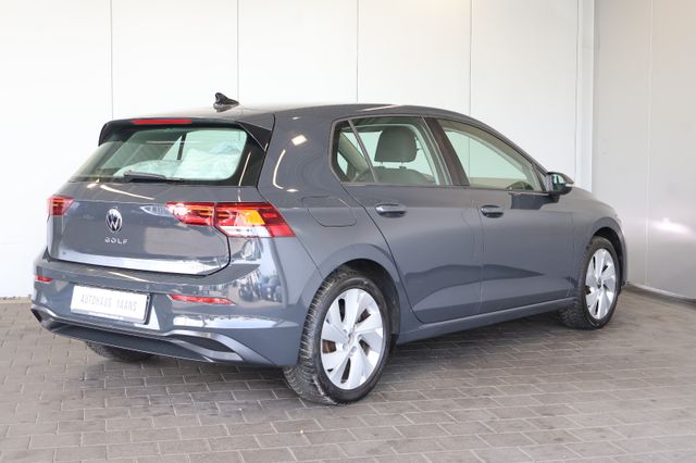 Volkswagen Golf VIII Life 1.0 eTSI AID+ACC+LED+CARPLAY