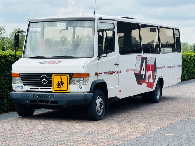 Mercedes-Benz Vario 813 D 39 PERSOONS
