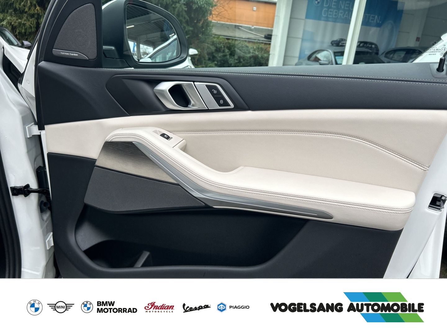 Fahrzeugabbildung BMW X5 30d xDrive,M Sport,7-Sitzer,Standheizung,AHK