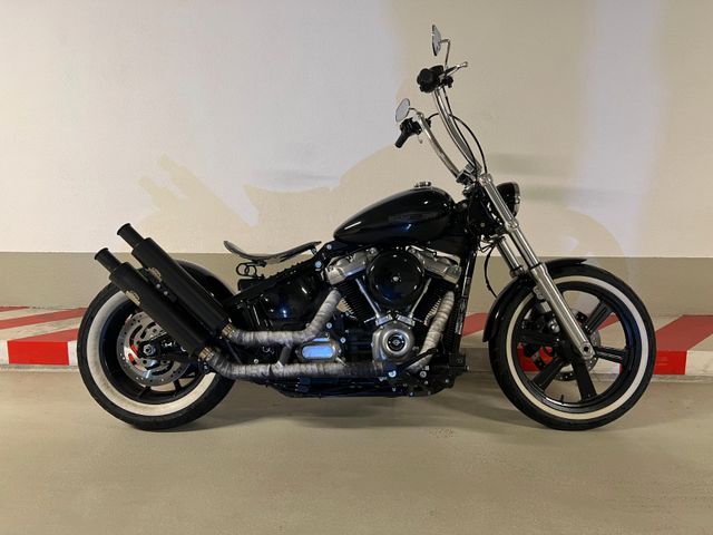 Harley-Davidson FXST Softail Standard Custom