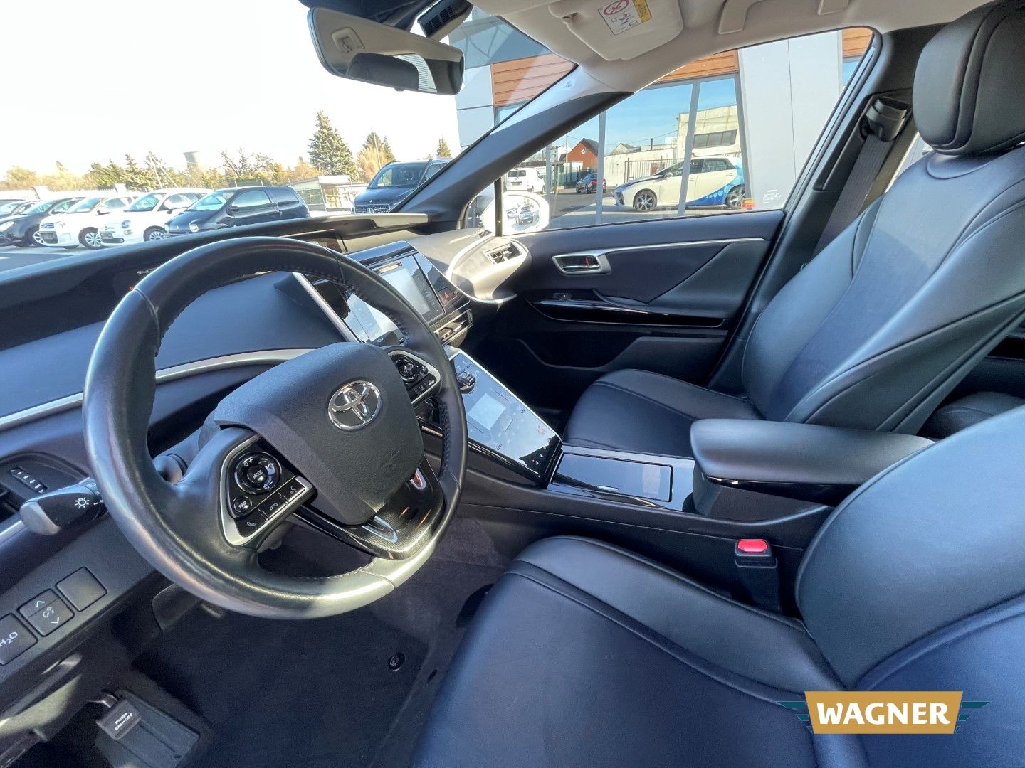 Fahrzeugabbildung Toyota Mirai FuelCell Wasserstoff Automatik Leder