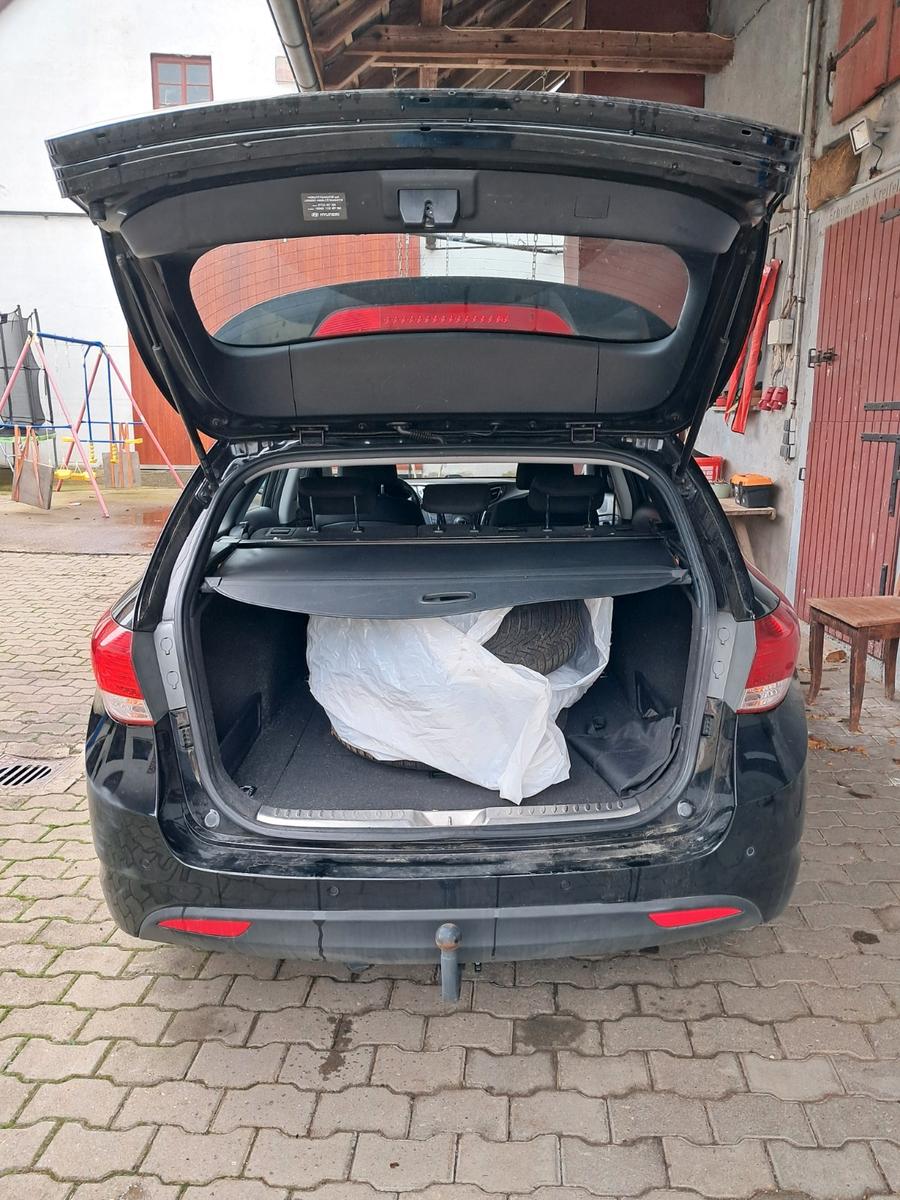 Hyundai i40 2014 — rear view