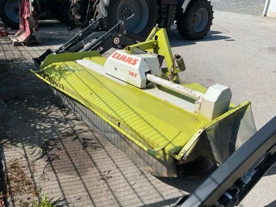 Claas Corto 270 F