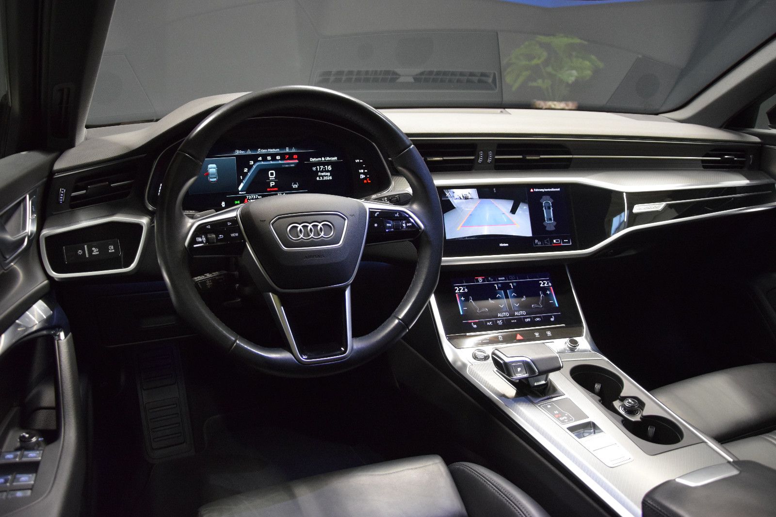 Fahrzeugabbildung Audi A6 Lim. 55 TFSI quattro Sport Pano Leder ACC