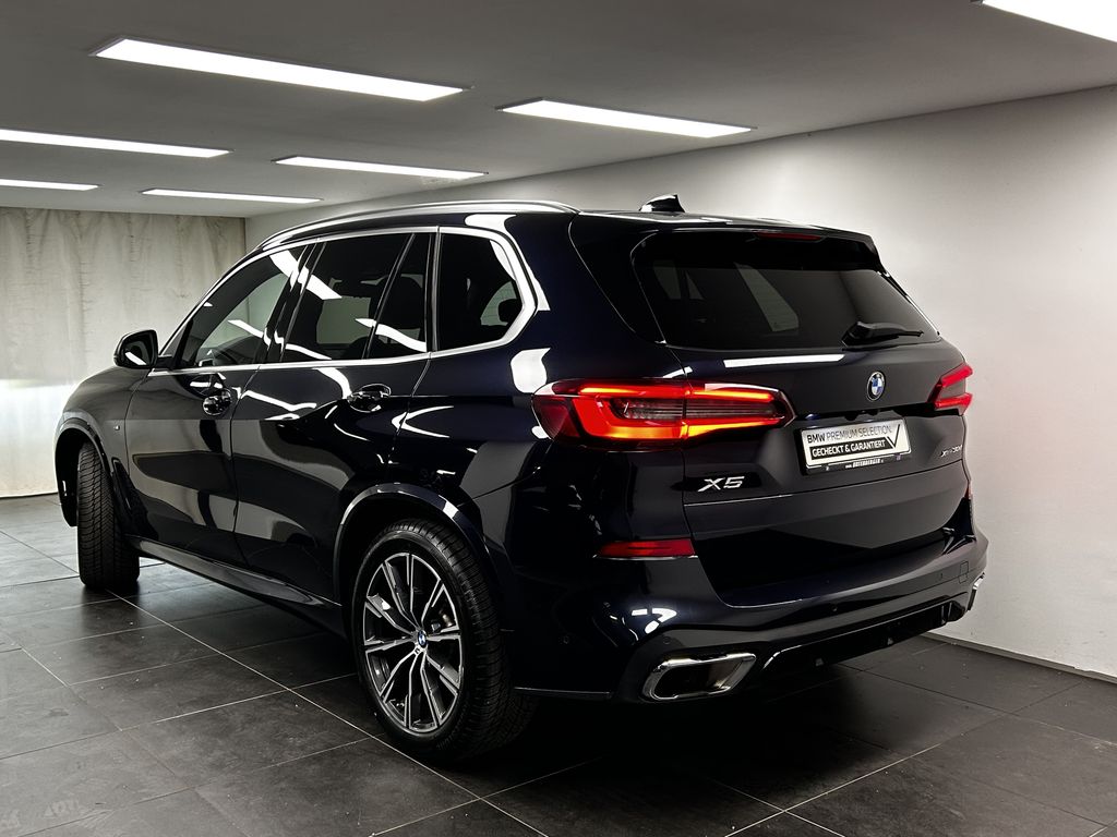 BMW X5 — fotografia 3