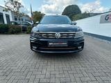 Volkswagen Tiguan Allspace/7Sitzer/LED/R-Line/AHK/RFK - schwarze Volkswagen Tiguan Allspace