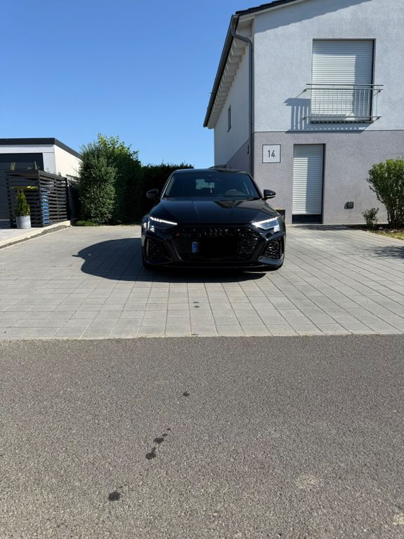 Image of Audi RS3