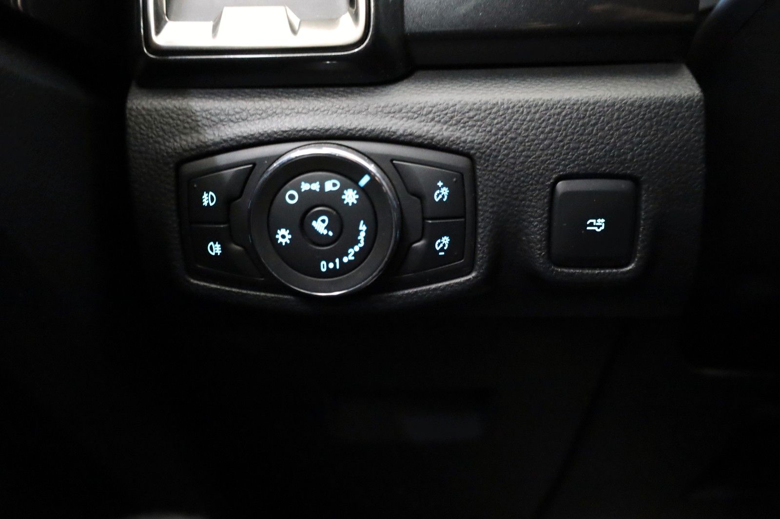 Fahrzeugabbildung Ford Ranger Wildtrak 4x4,Leder,Navi,ACC,Rollo el.,AHK