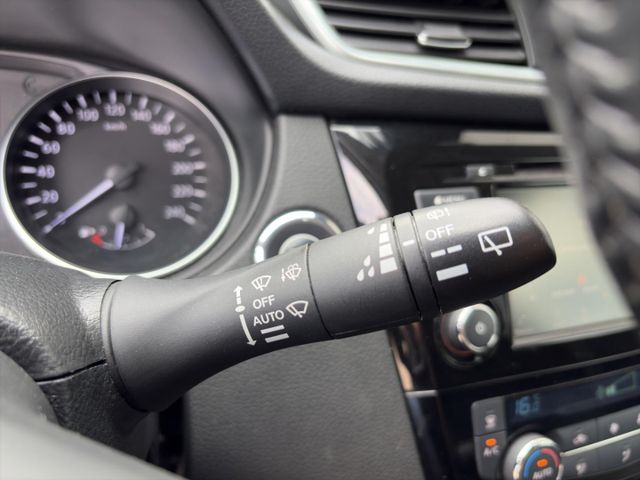 Nissan Qashqai N-Connecta 1,3 Pano*Navi*360*Kamera*LED*