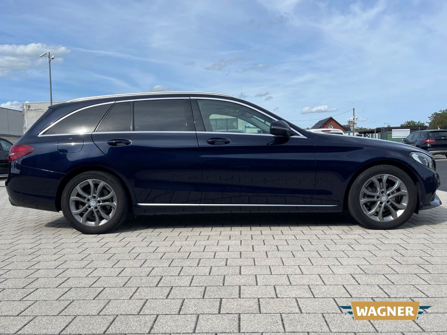 Fahrzeugabbildung Mercedes-Benz C 180 T CGI AVANTGARDE Lagerschaden