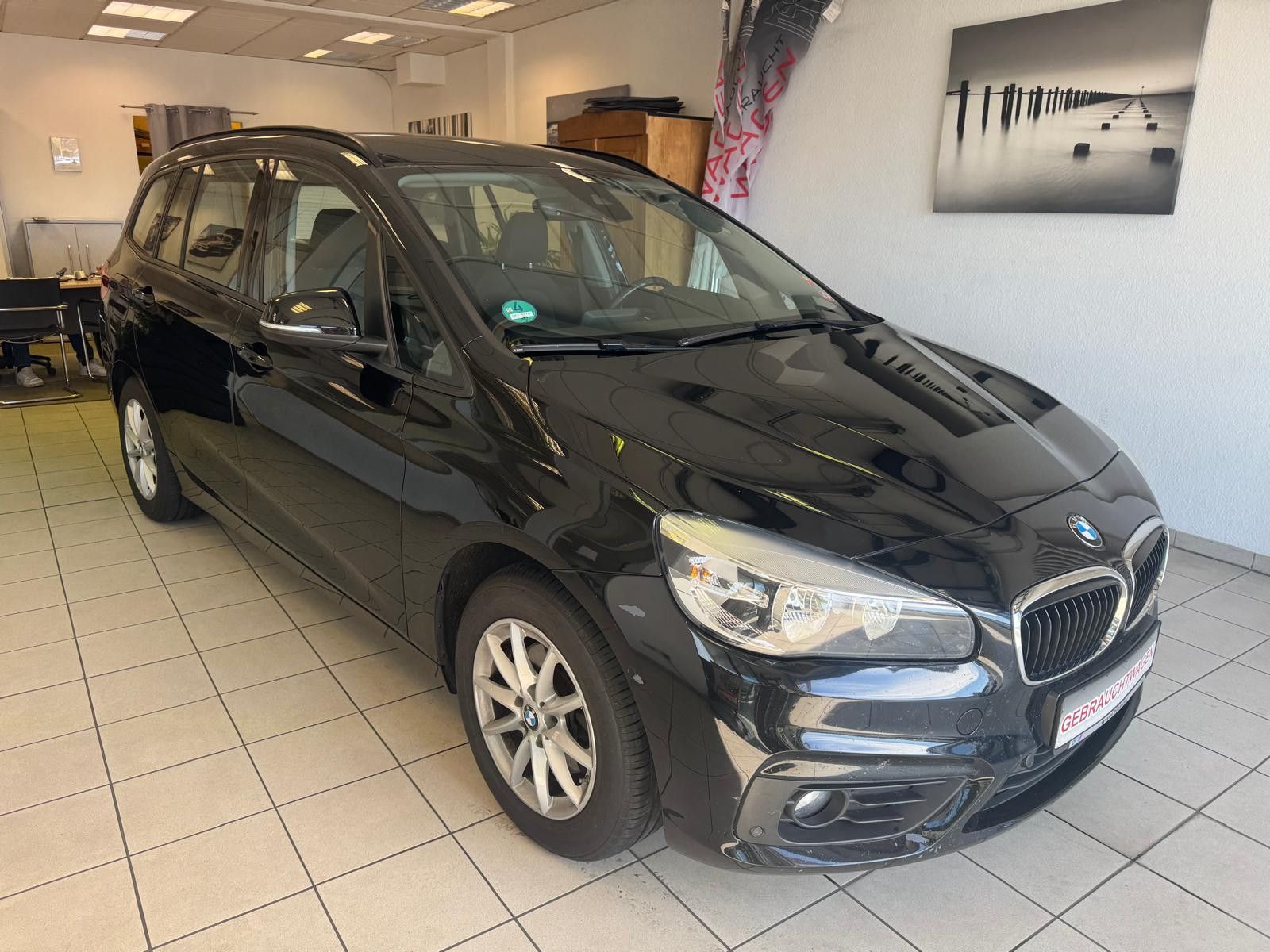 Fahrzeugabbildung BMW 216 Baureihe 2 Gran Tourer 216 d Advantage