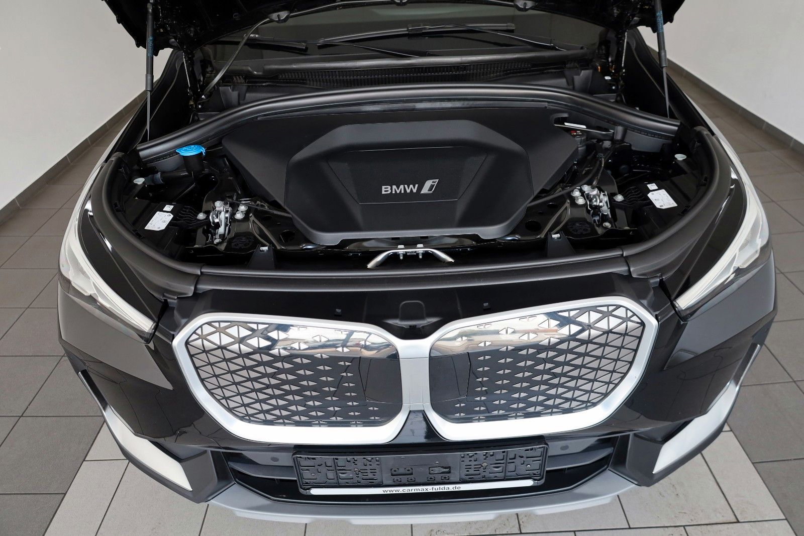 Fahrzeugabbildung BMW iX1 20 eDrive 68KWH Leder,Navi,LED,Parkassistent