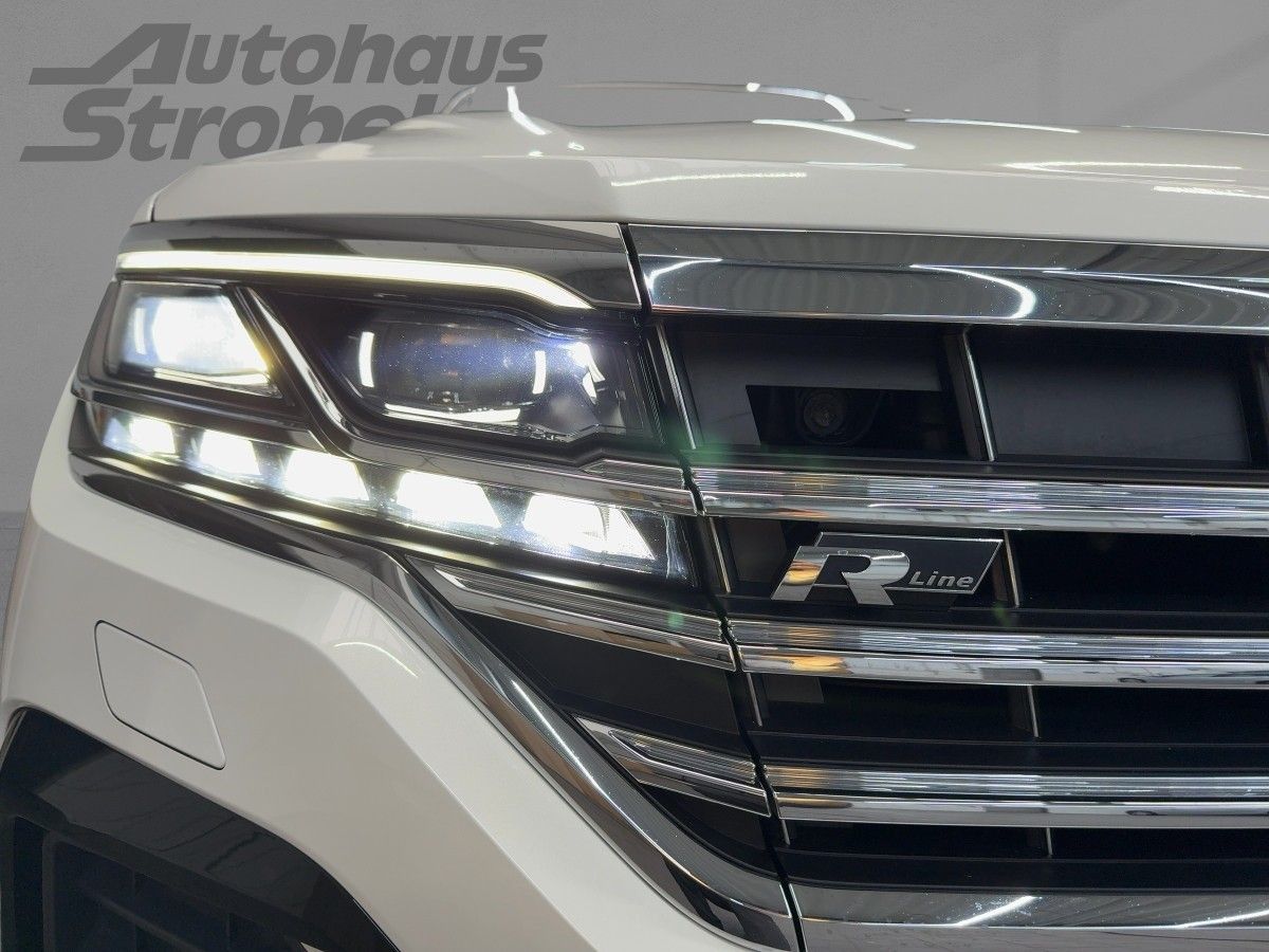Volkswagen Touareg 3.0 V6 TDI DSG 4M R-Line Pano Luft LED-M foto 22