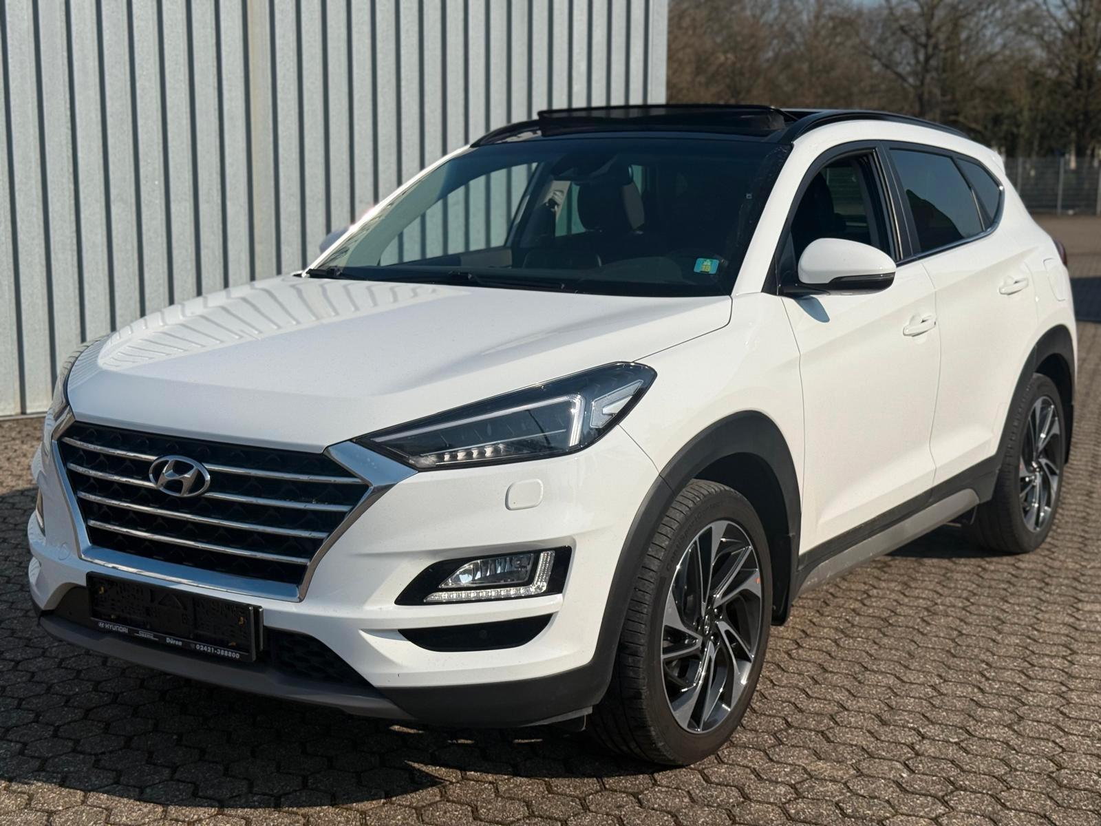 Hyundai Tucson LED PANORAMA KAMERA KEYLESS  4WD