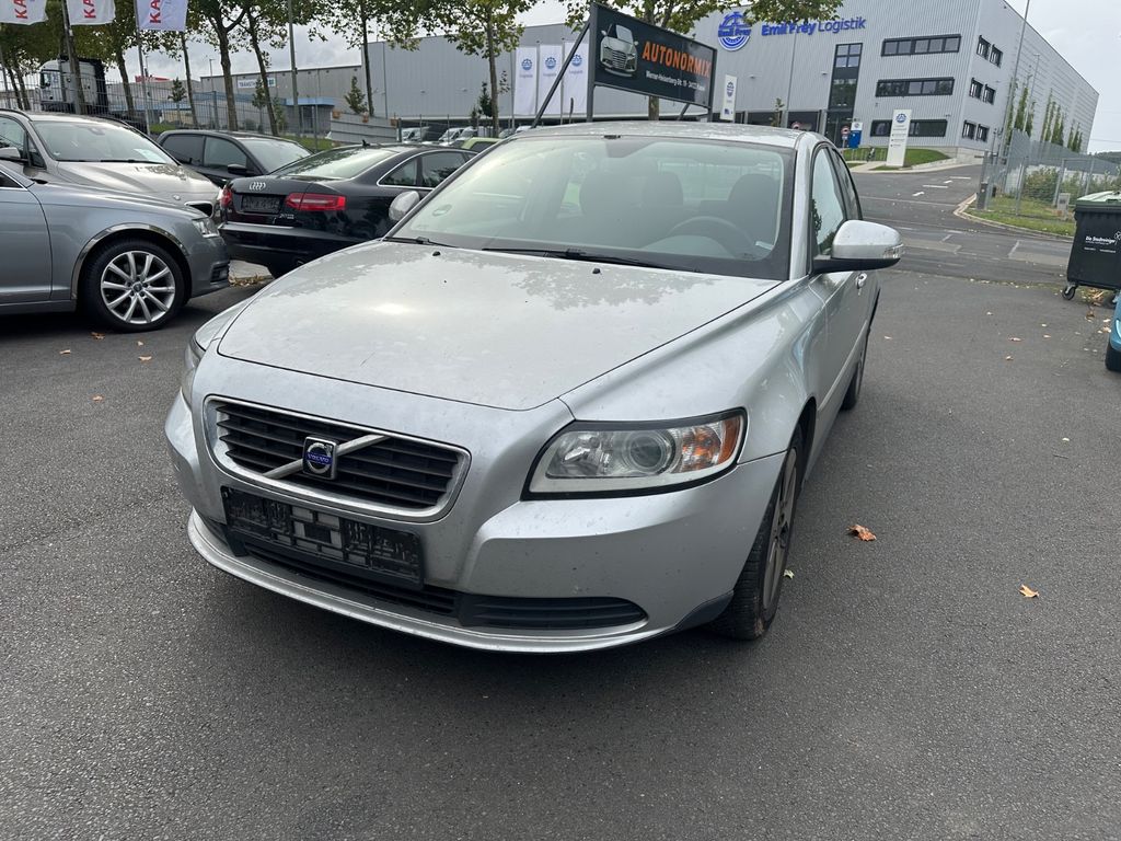 Volvo S40