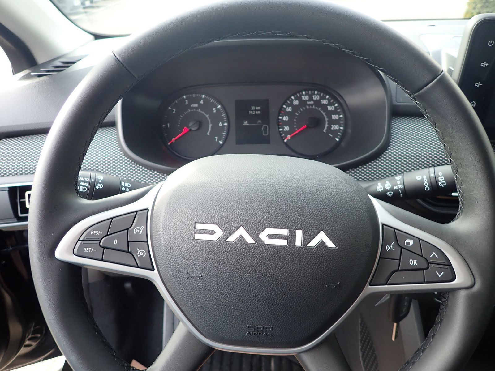 Fahrzeugabbildung Dacia Sandero Stepway Expression TCe 90 CVT