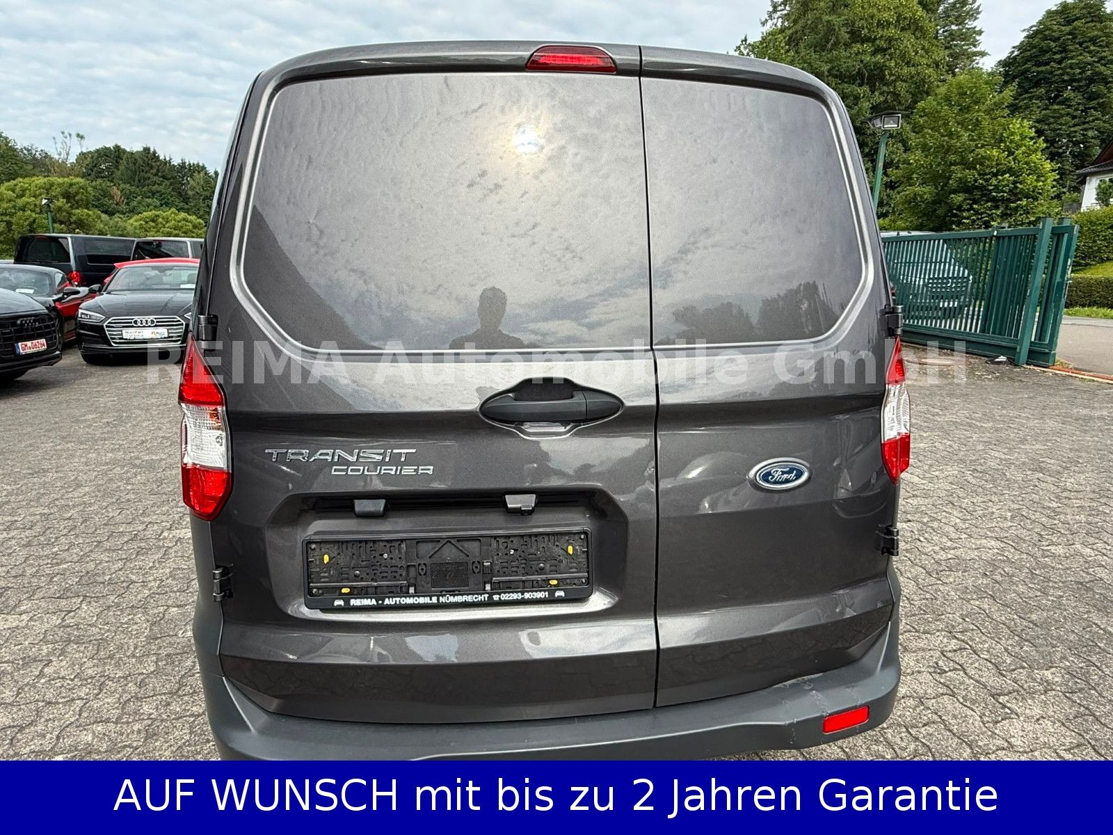 Fahrzeugabbildung Ford Transit Courier, Klima, Winterpaket, Navi
