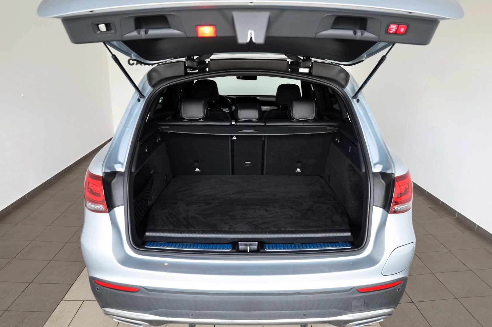 Fahrzeugabbildung Mercedes-Benz GLC 300 e 4M,AMG-line, Navi,LED,360Kam,Pano,AHK