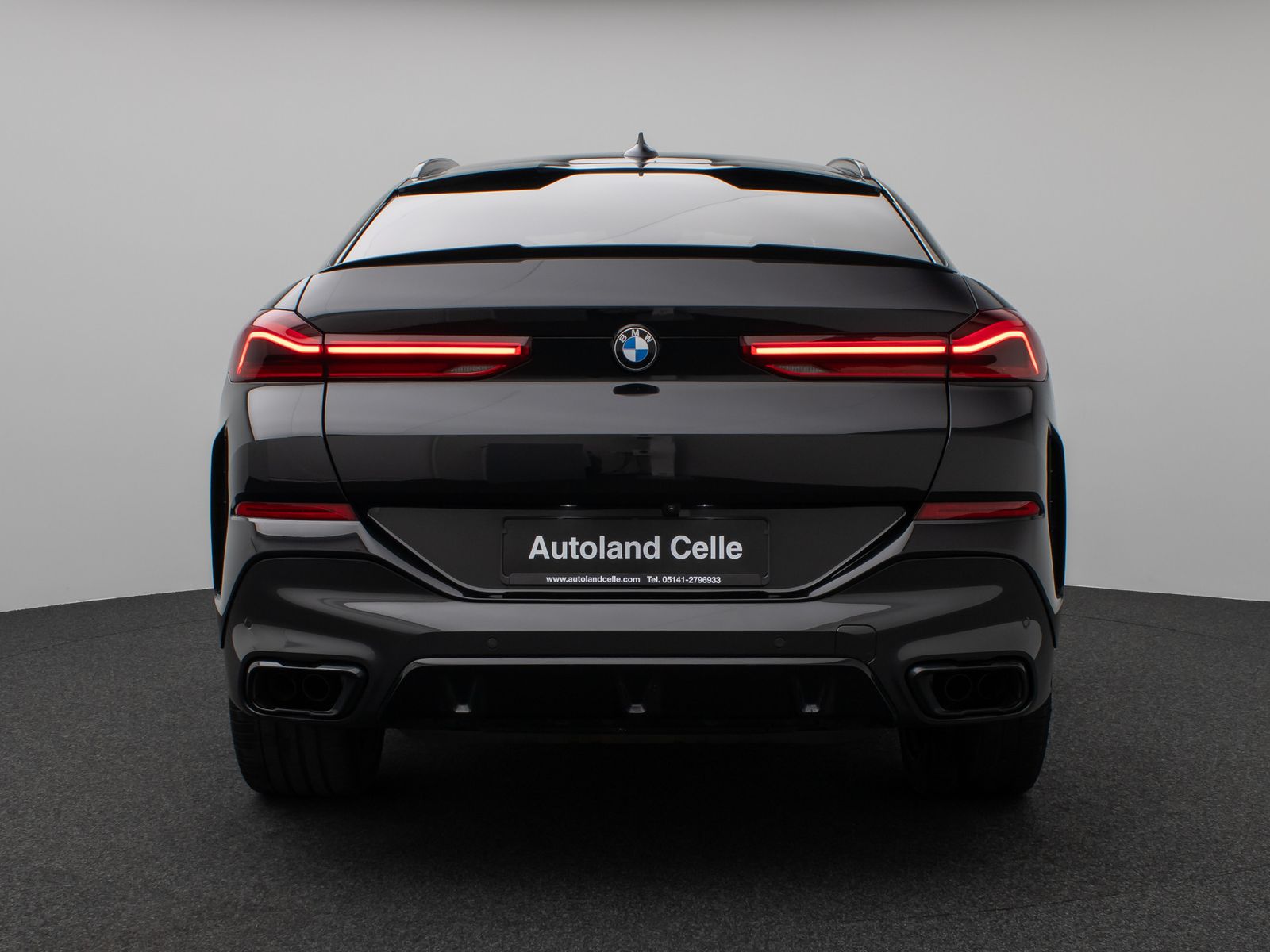 Fahrzeugabbildung BMW X6 M50i Panorama360°Laser Massage HUD B&W 22Zoll