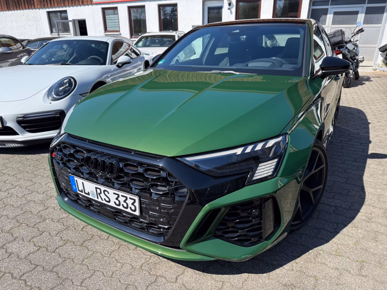 Audi RS3 Sportback 2.5 TFSI*TOP AUSSTATTUNG*INSP NEU*