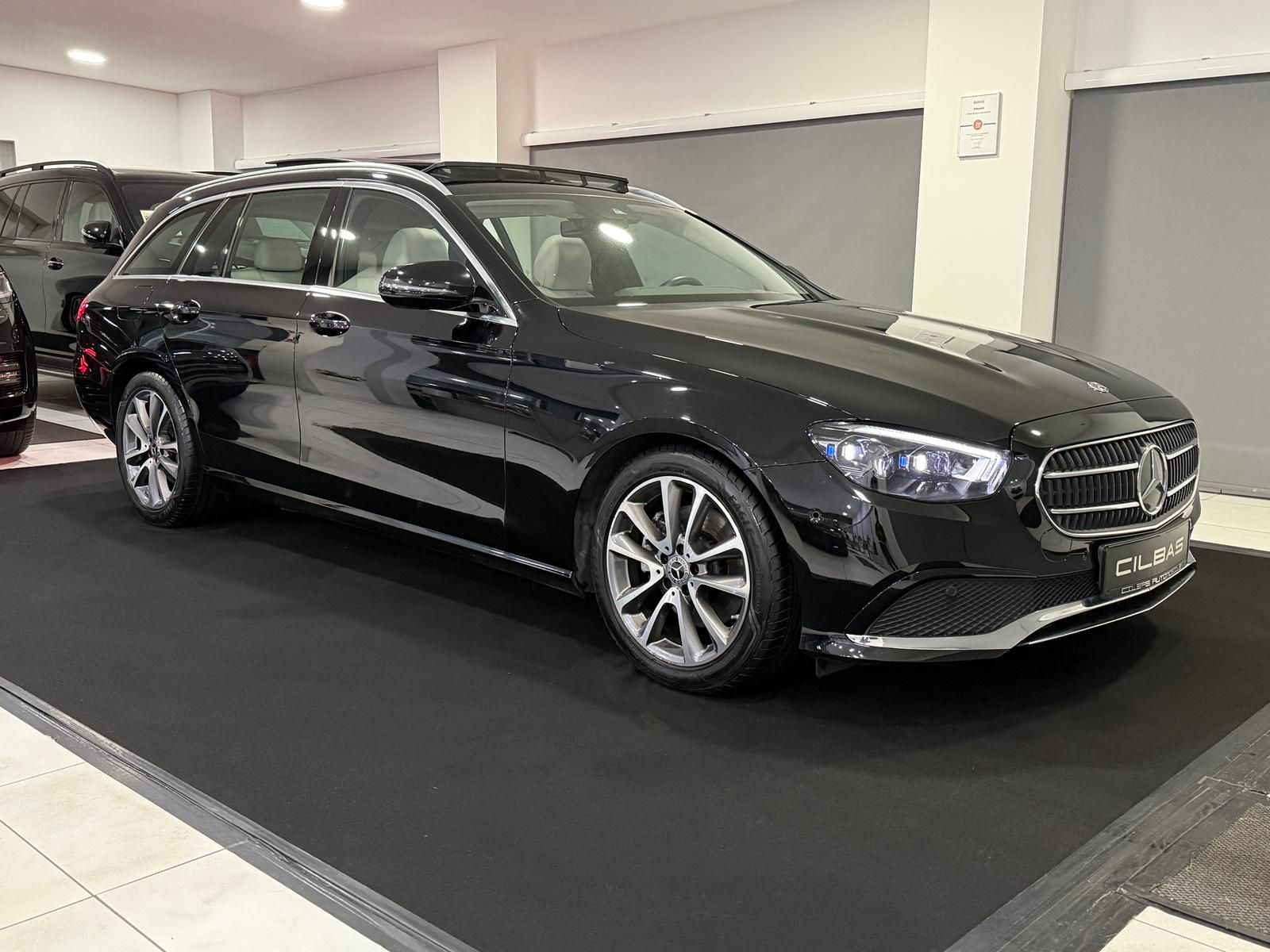 Mercedes-Benz E 220 d T 9G *PANO*LEDER-BEIGE*KAM*AHK*BURM*LED* foto 5