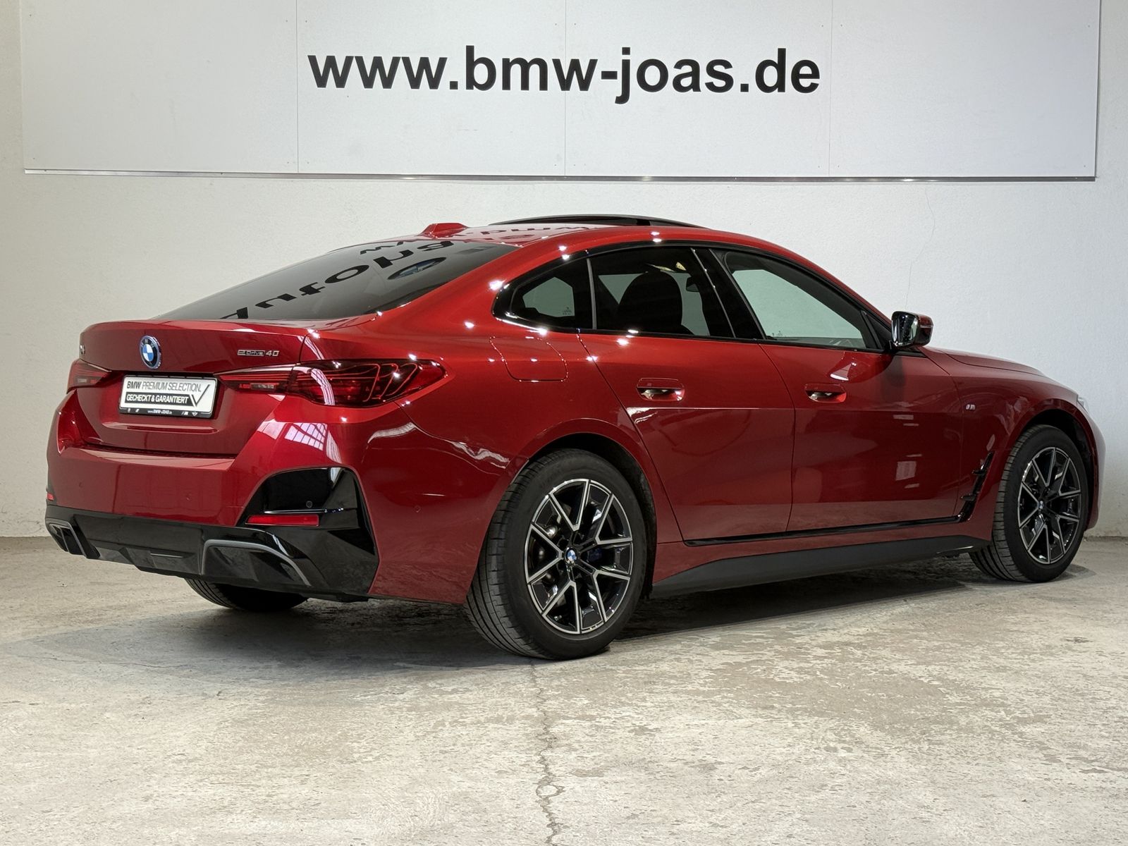 Fahrzeugabbildung BMW i4 eDrive40 M Sportpaket Driving Assistant Profe