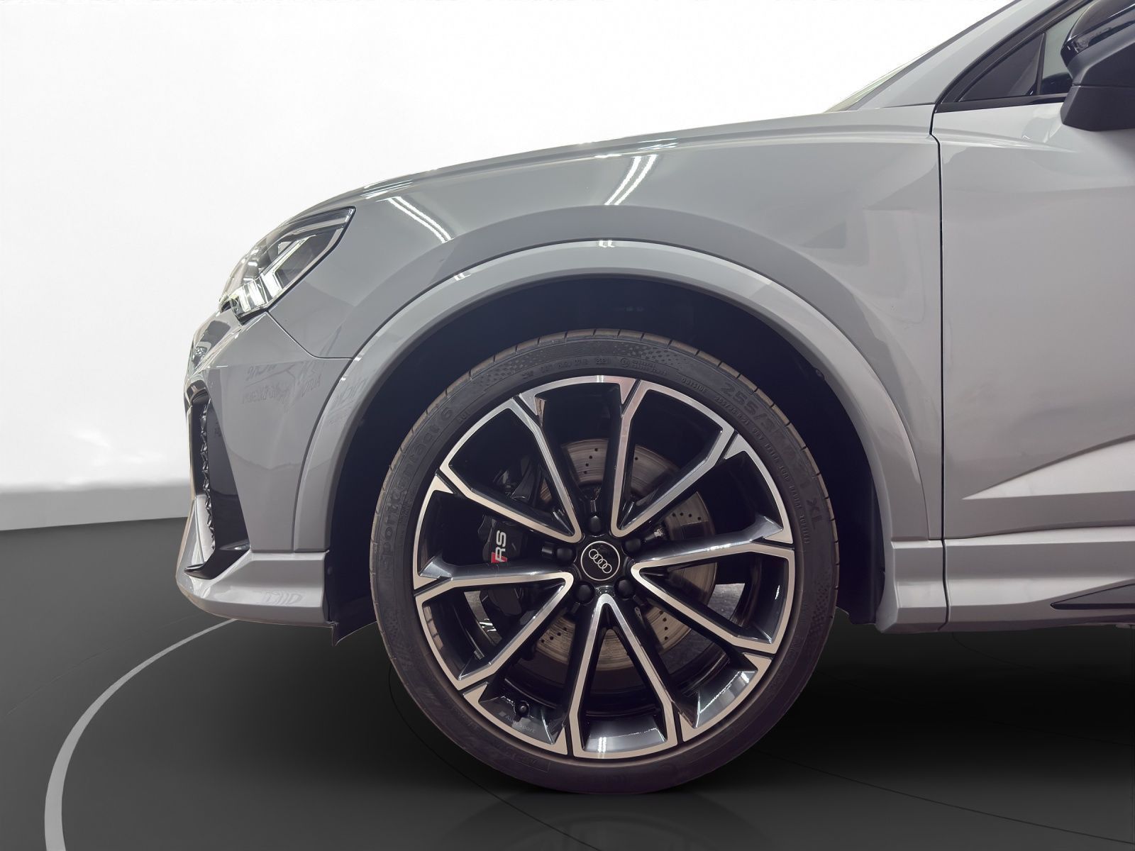 Audi RSQ3 - Bild 11
