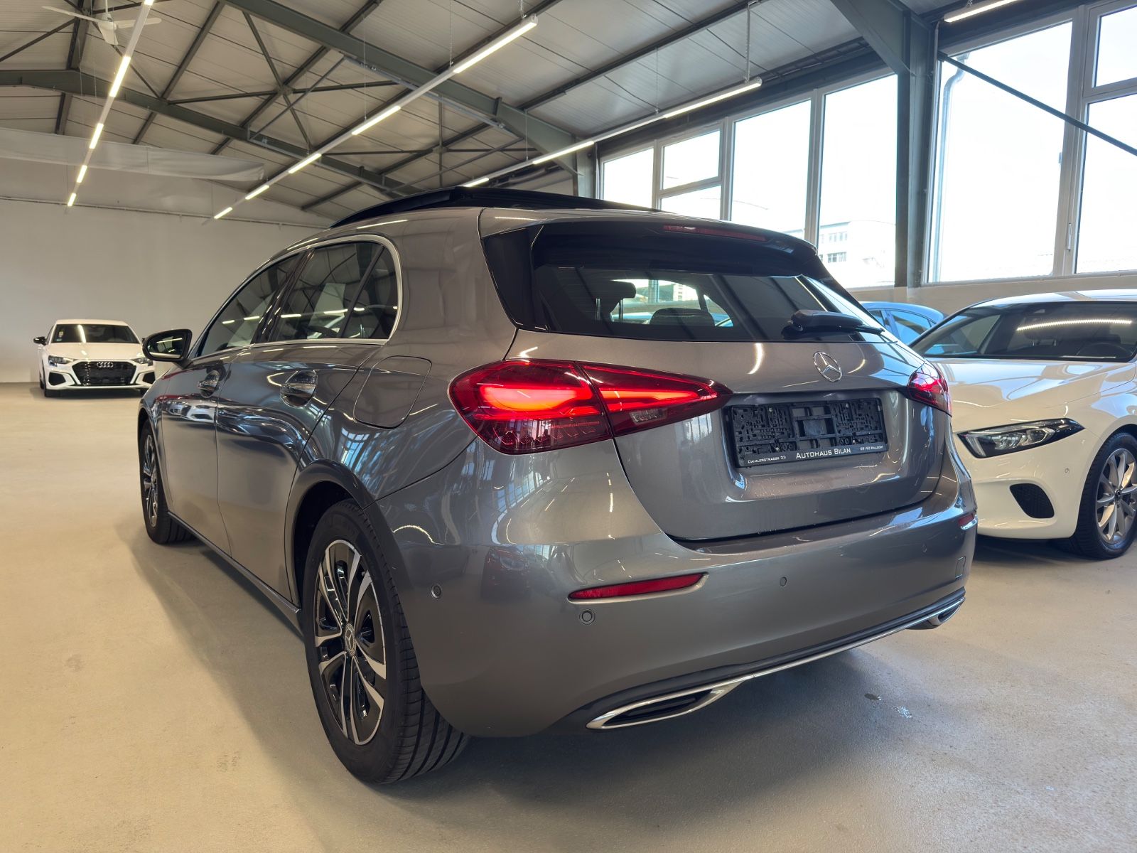 Mercedes-Benz A 180 Panorama Kamera LED MBUX foto 3