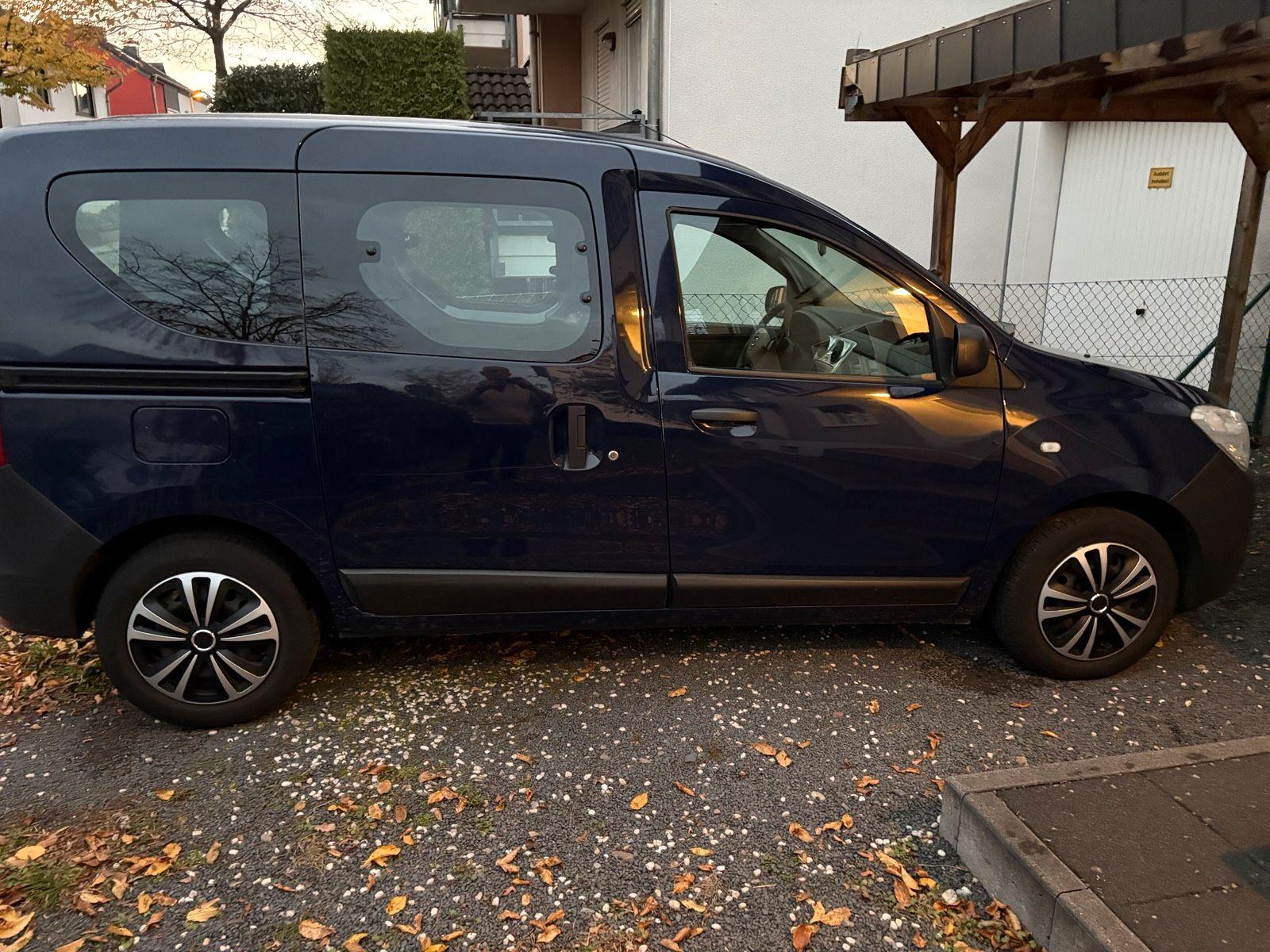 Dacia Dokker 2013 — rear view