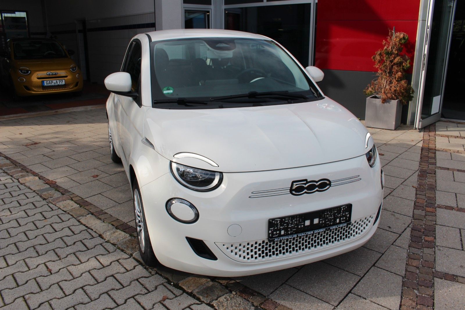 Fiat 500e CARPLAY/SOH 96,5% imagem 2