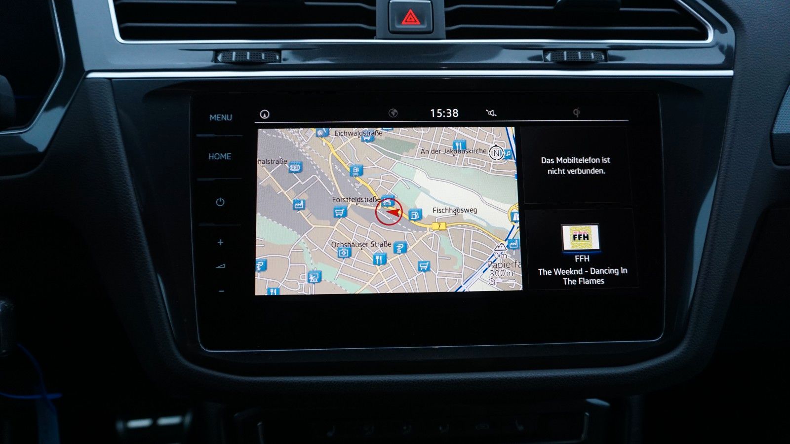 Fahrzeugabbildung Volkswagen Tiguan Highline 4M R-Line Panorama,Navi,LED,AHK