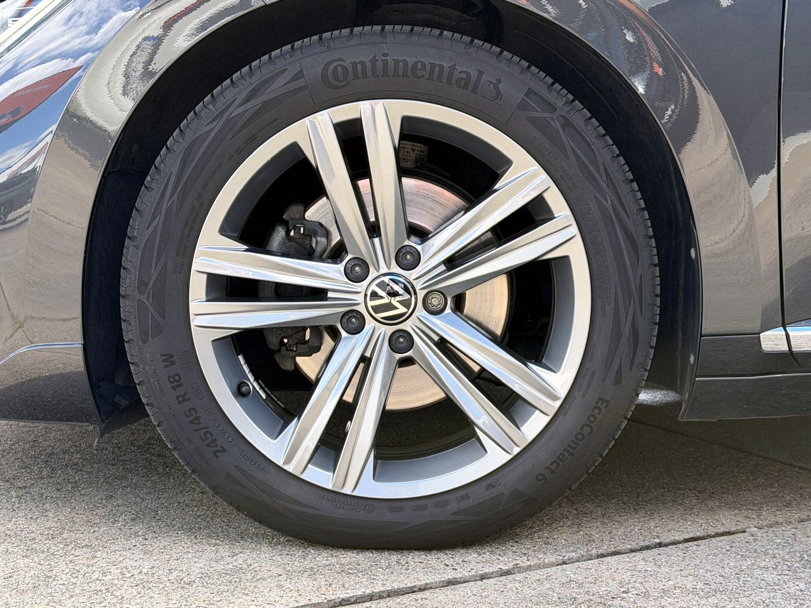 Fahrzeugabbildung Volkswagen Arteon SB 2.0TDI DSG R-Line 4M ACC KAM H&K AHK