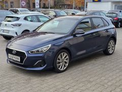 Fahrzeugabbildung i30 Passion +