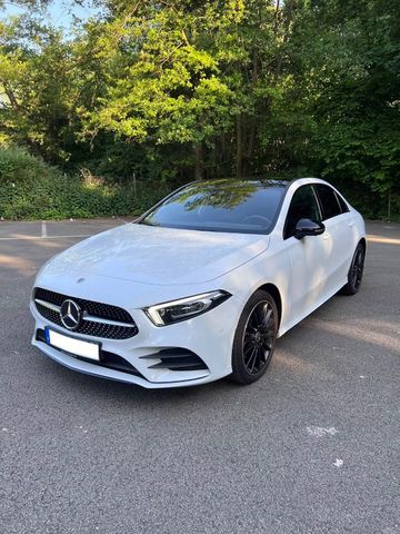 MERCEDES-BENZ A 250 e 