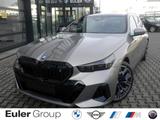 BMW i5 eDrive40 Touring Sportpaket HUD AHK-klappbar  - BMW i5 in Frankfurt (Main)