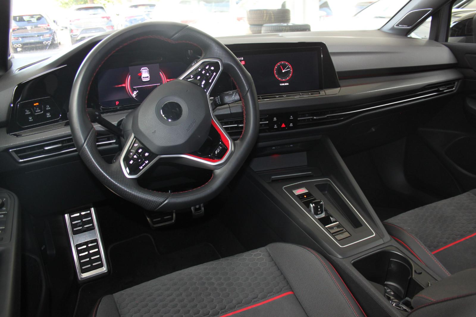 Volkswagen Golf VIII Lim. GTI CLUB/ED45/AKRA/PANO/H&K/DCC/H, миниатюра 8